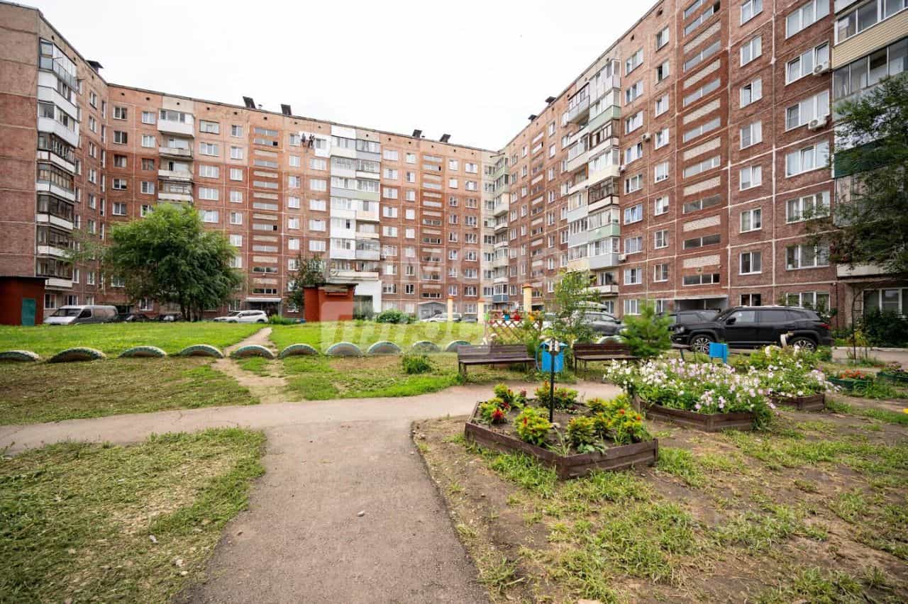 Россия, Алтайский край, Барнаул, улица Сухэ-Батора, 9, фото 15