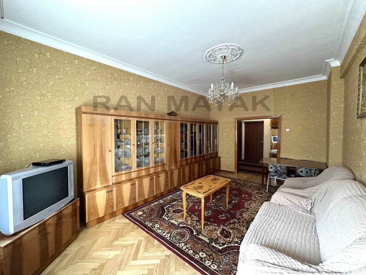 Россия, Республика Адыгея (Адыгея), Майкоп, Краснооктябрьская улица, 32, фото 3