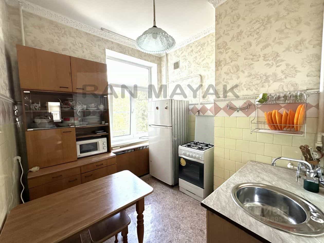 Россия, Республика Адыгея (Адыгея), Майкоп, Краснооктябрьская улица, 32, фото 9