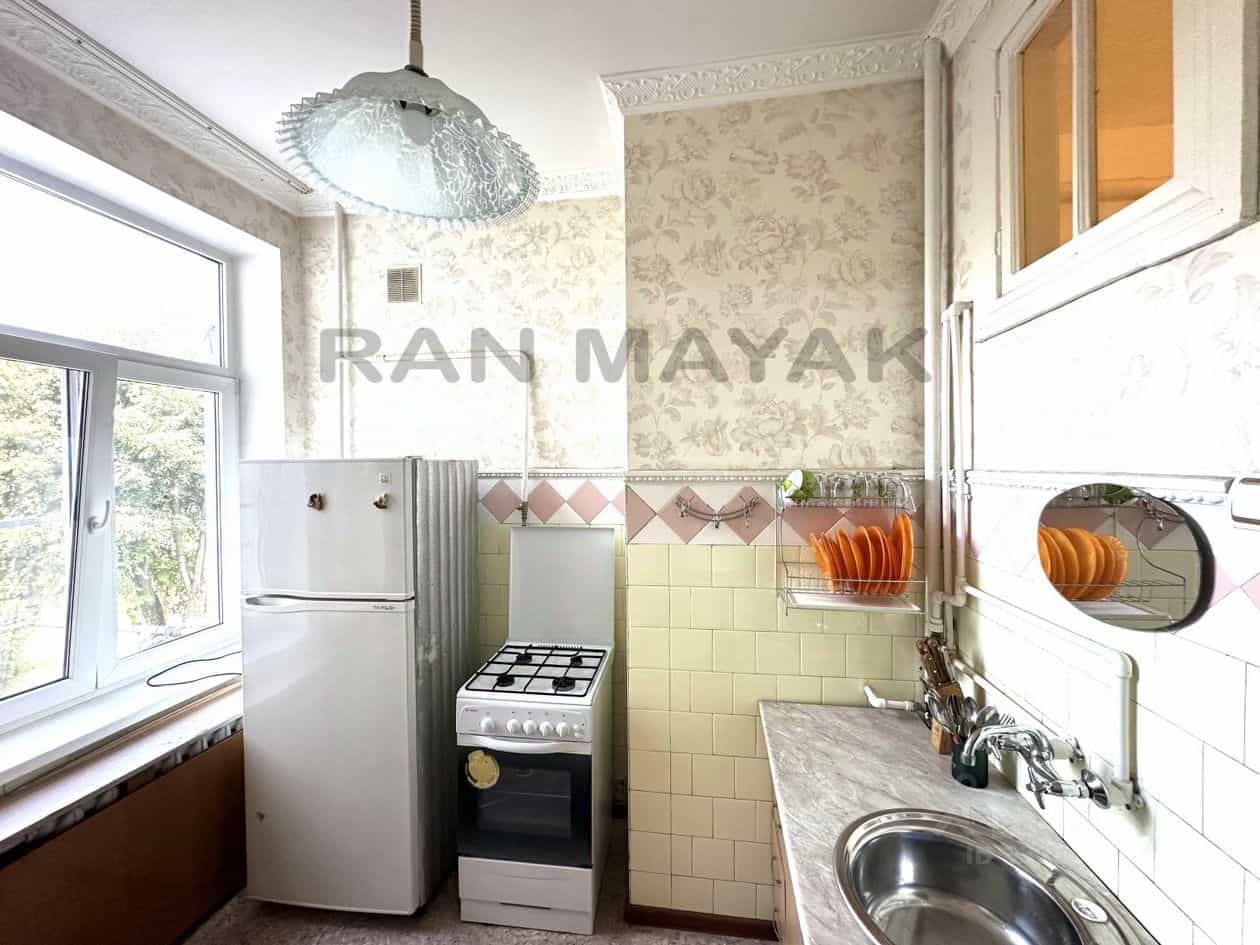 Россия, Республика Адыгея (Адыгея), Майкоп, Краснооктябрьская улица, 32, фото 10