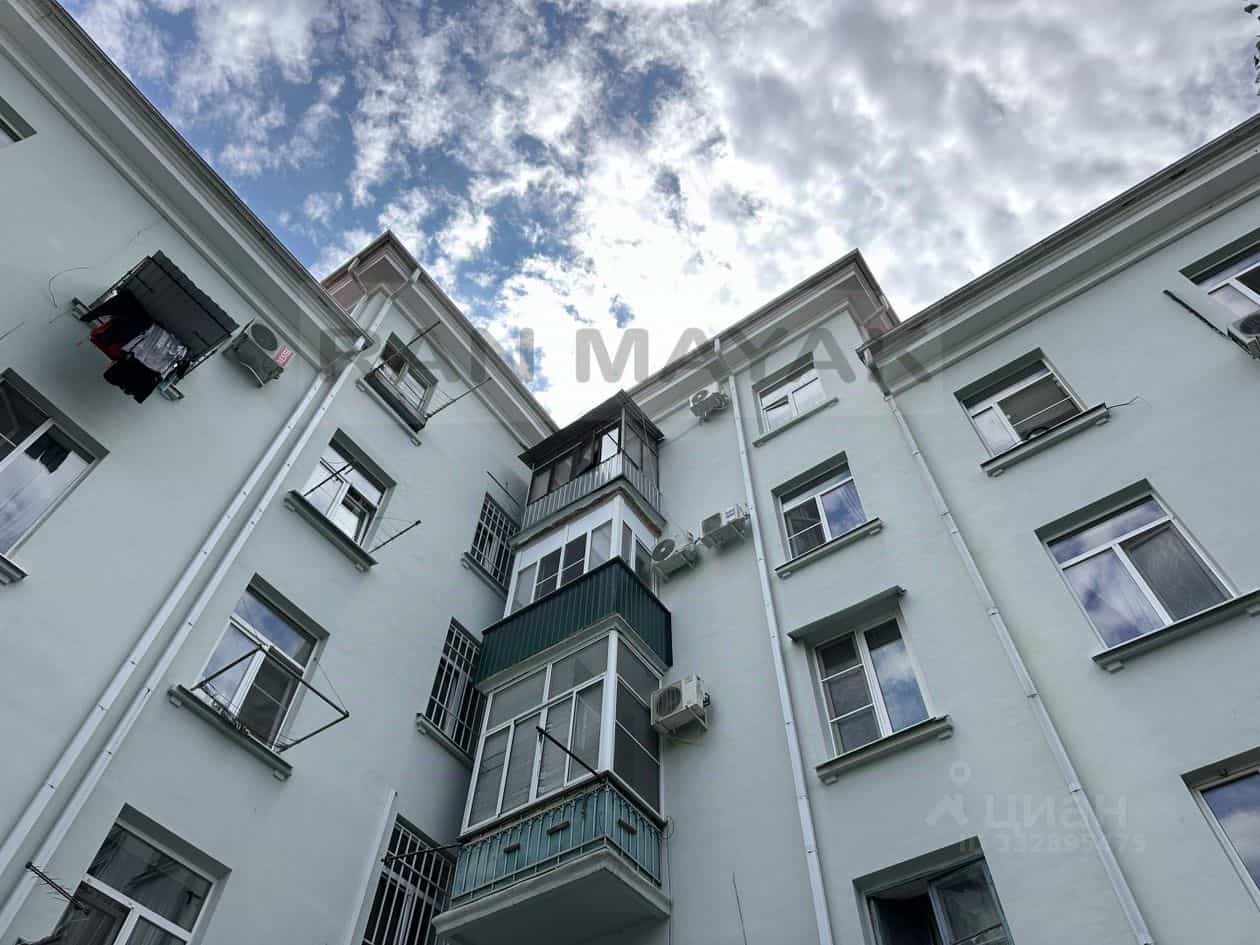 Россия, Республика Адыгея (Адыгея), Майкоп, Краснооктябрьская улица, 32, фото 24