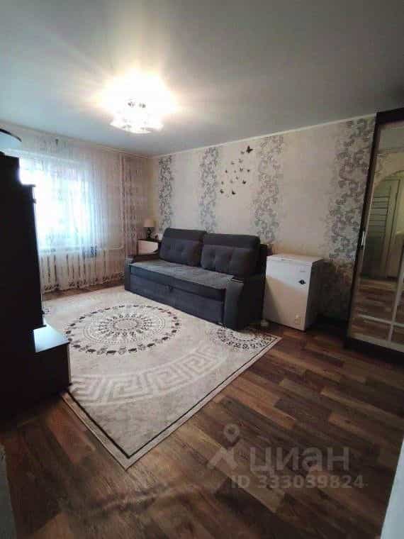 Россия, Республика Татарстан (Татарстан), Зеленодольск, улица Ленина, 1, фото 2