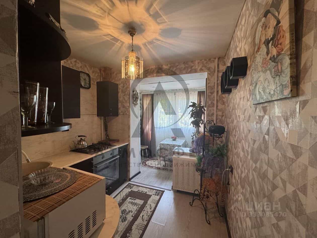 Россия, Краснодарский край, Туапсе, улица Судоремонтников, 66, фото 5