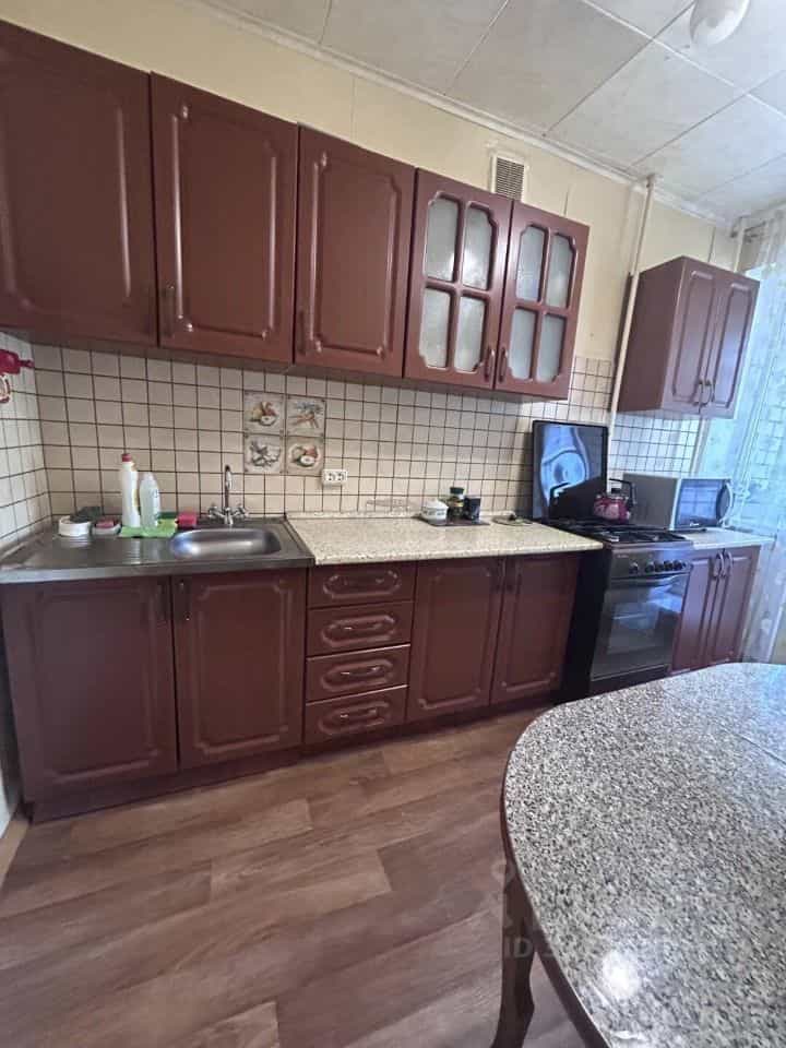Россия, Саратов, улица Мира, 15Б, фото 2