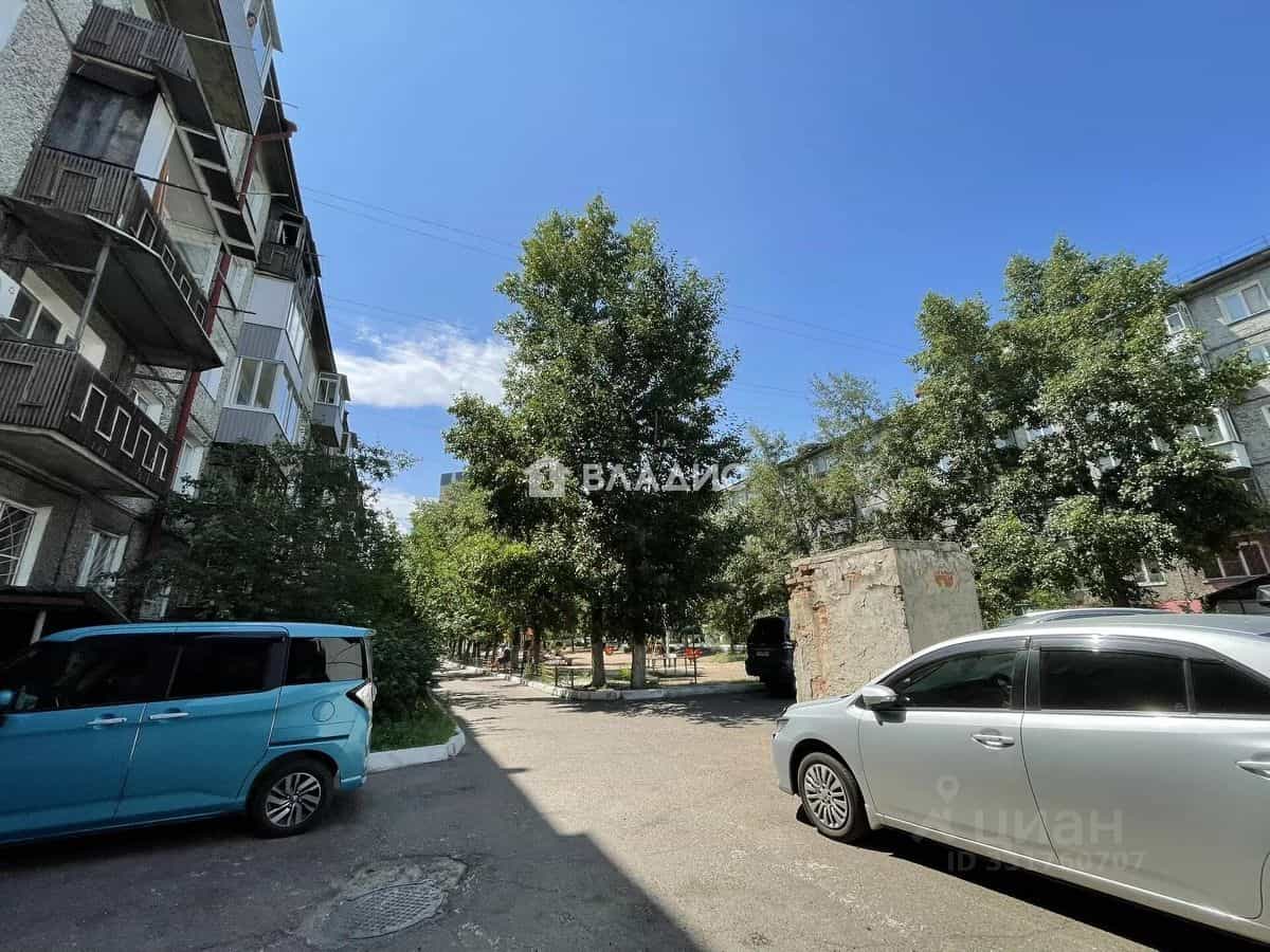 Россия, Республика Бурятия, Улан-Удэ, улица Борсоева, 17, фото 15