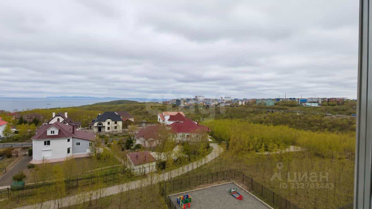 Россия, Камчатский край, Петропавловск-Камчатский, улица Топоркова, 8/2, фото 24
