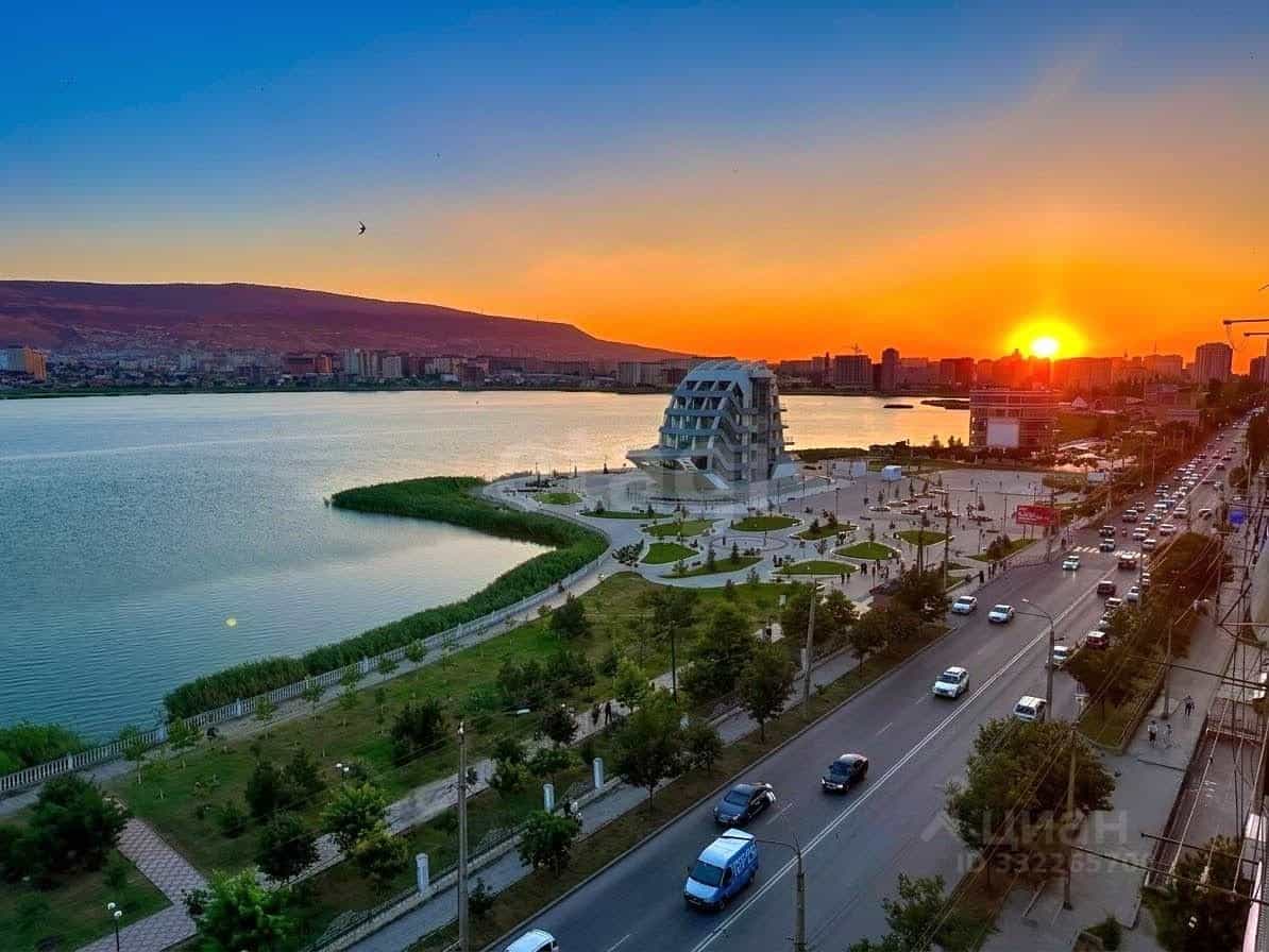 Россия, Республика Дагестан, Махачкала, проспект Петра I, 121