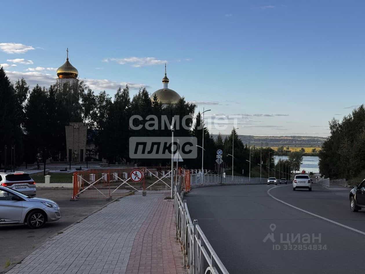 Россия, Республика Татарстан (Татарстан), Нижнекамский район, Красноключинское сельское поселение, посёлок Красный Ключ, Центральная улица, 3