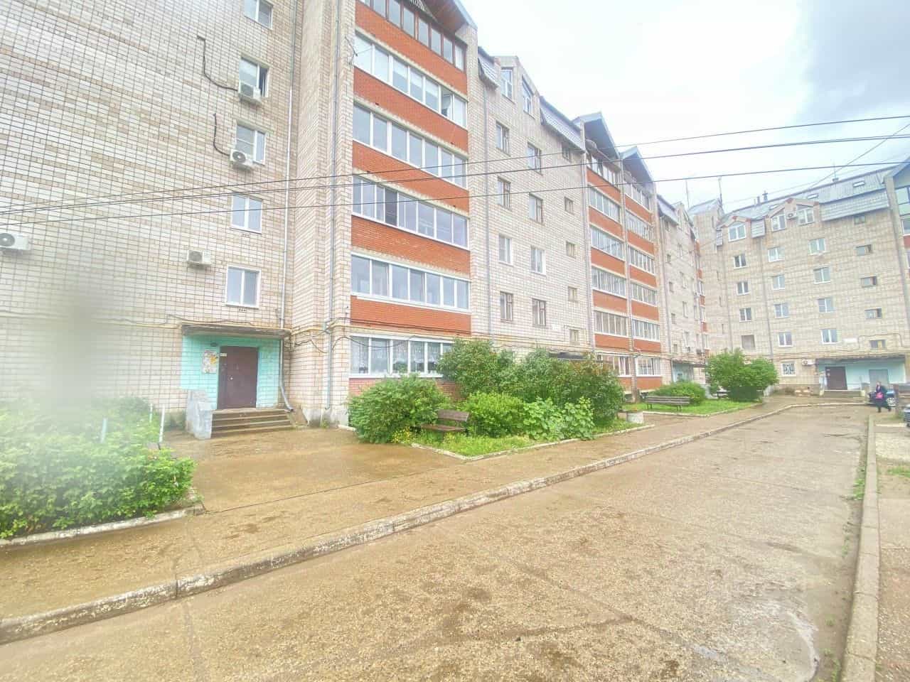 Россия, Удмуртская Республика, Воткинск, улица Орджоникидзе, 4, фото 2
