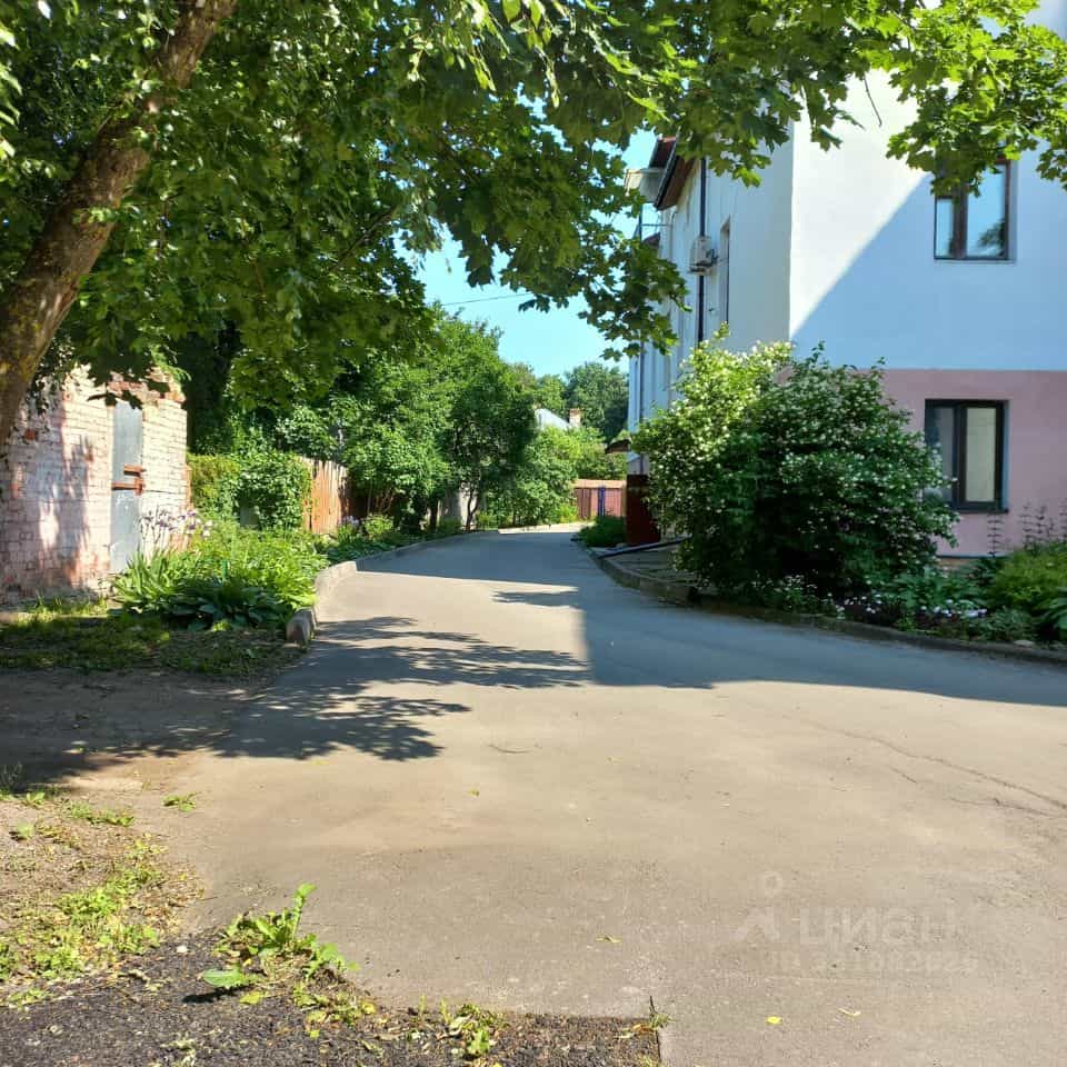 Россия, Великий Новгород, район Торговая сторона, Михайлова улица, 4, фото 2
