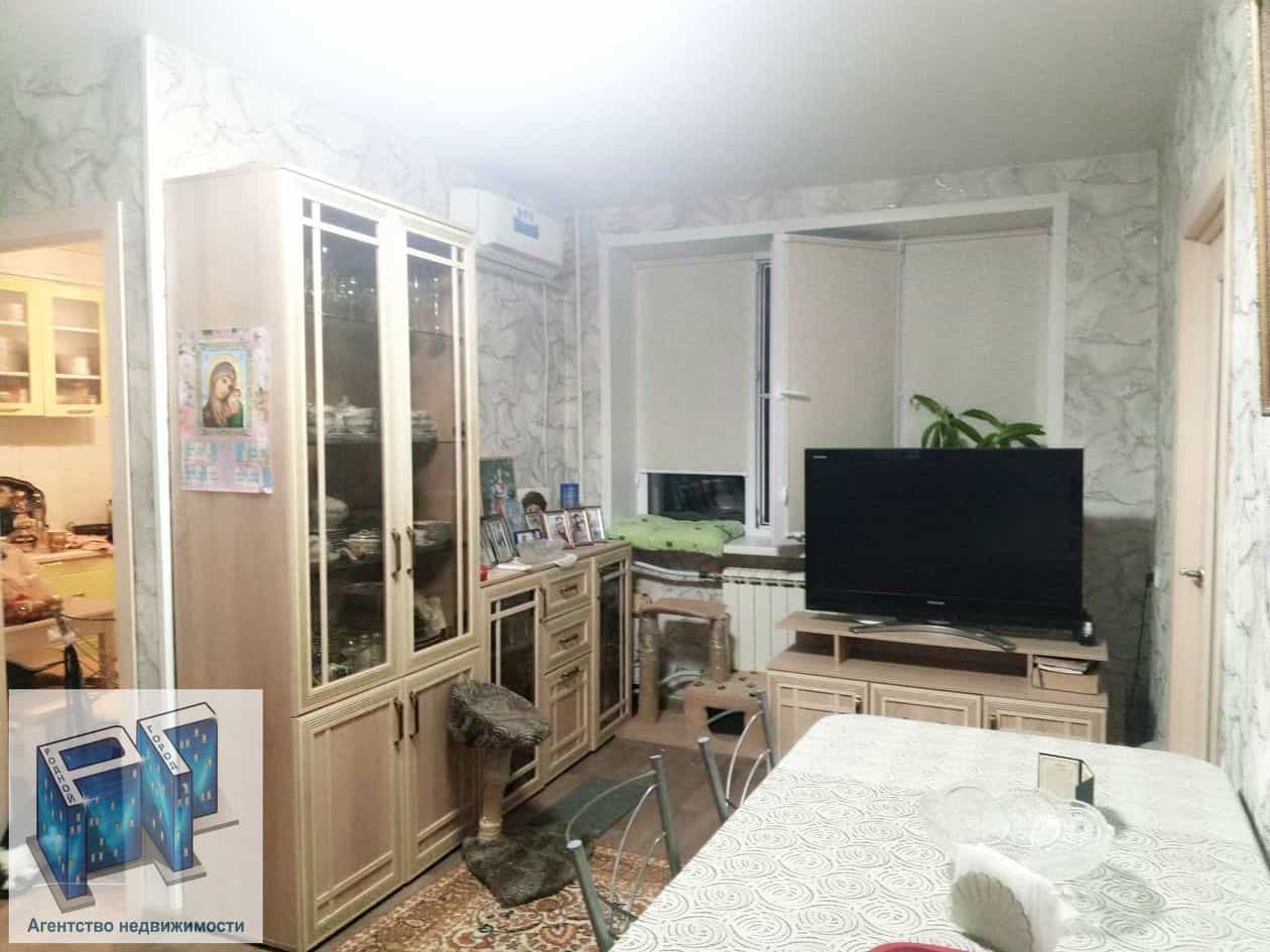 Россия, Волгоградская область, Волжский, улица Энгельса, 31, фото 4
