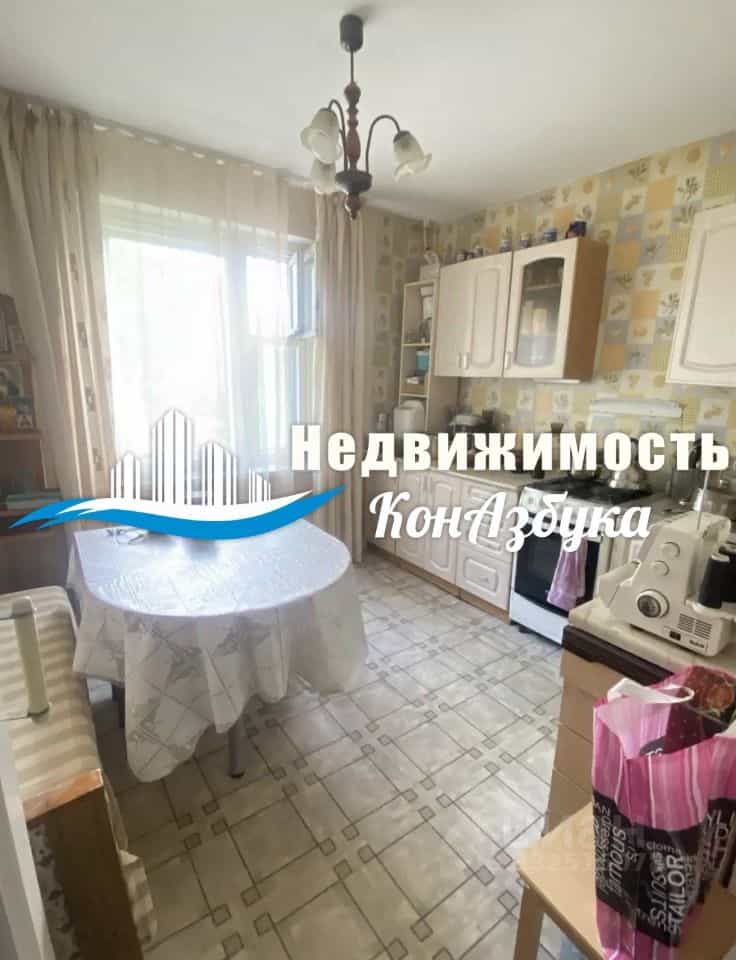 Россия, Тверская область, Конаково, улица Строителей, 34, фото 7