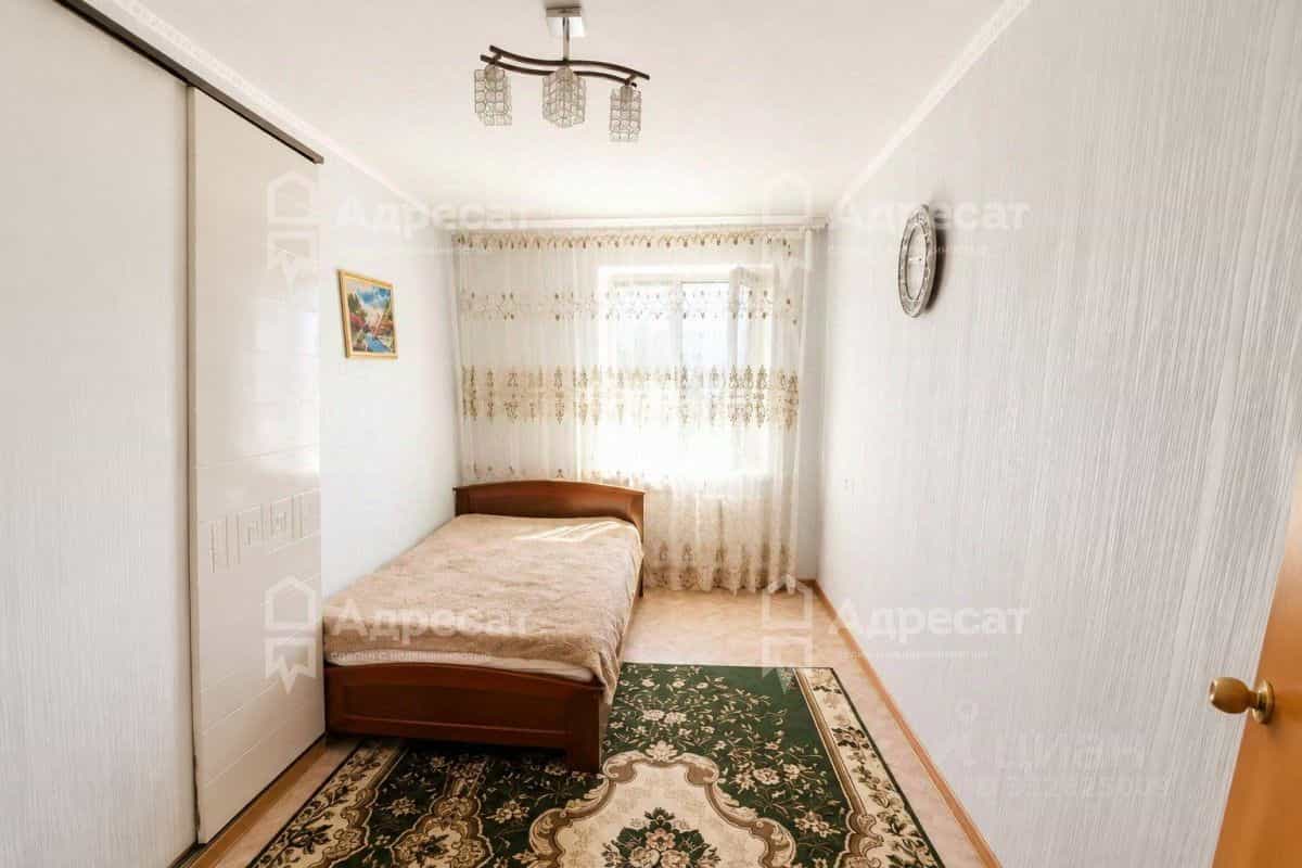 Россия, Волгоградская область, Волжский, улица Мира, 27, фото 4