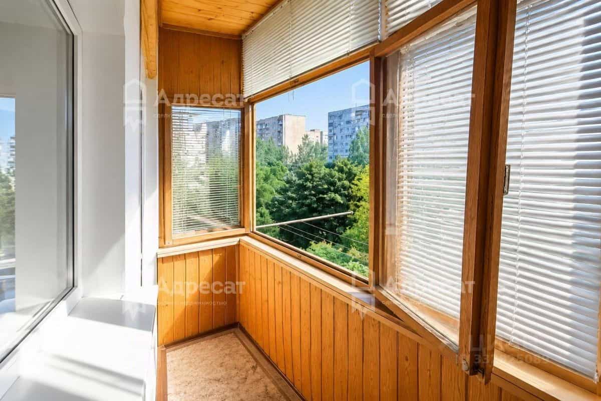 Россия, Волгоградская область, Волжский, улица Мира, 27, фото 13
