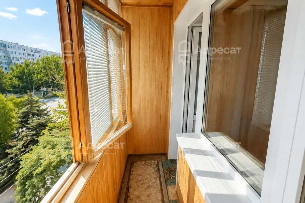 Россия, Волгоградская область, Волжский, улица Мира, 27, фото 14