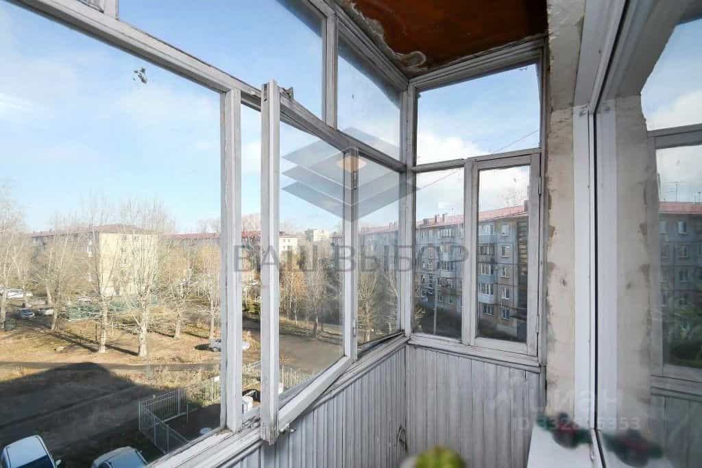Россия, Омск, микрорайон Городок Нефтяников, улица 22 Апреля, 8, фото 11