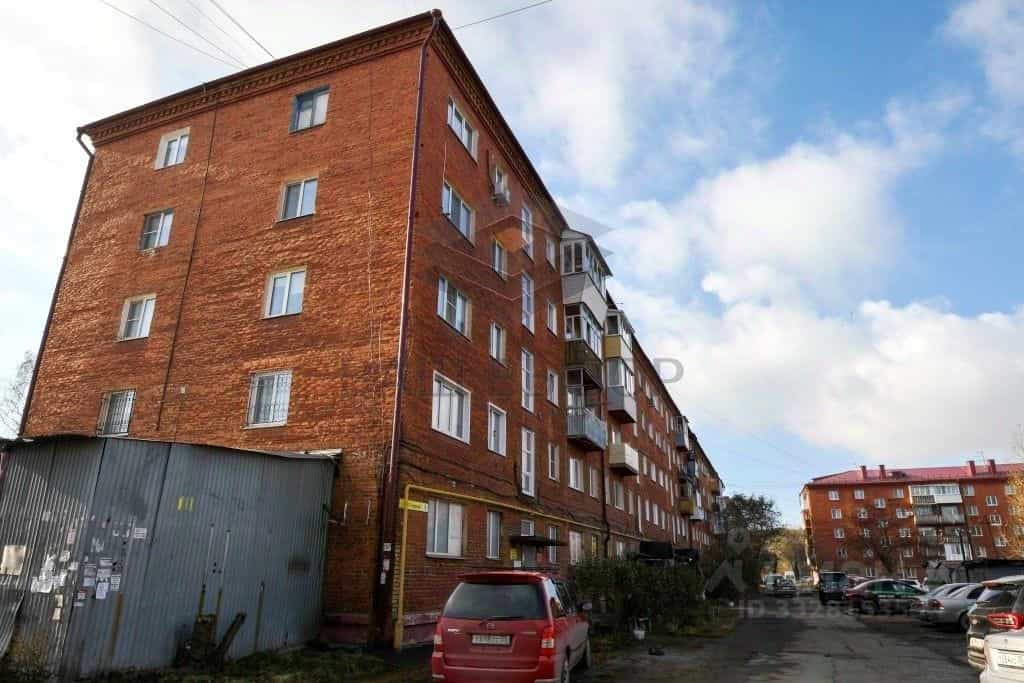 Россия, Омск, микрорайон Городок Нефтяников, улица 22 Апреля, 8, фото 13