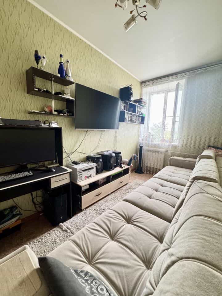 Россия, Алтайский край, Бийск, улица Емельяна Пугачёва, 13, фото 2