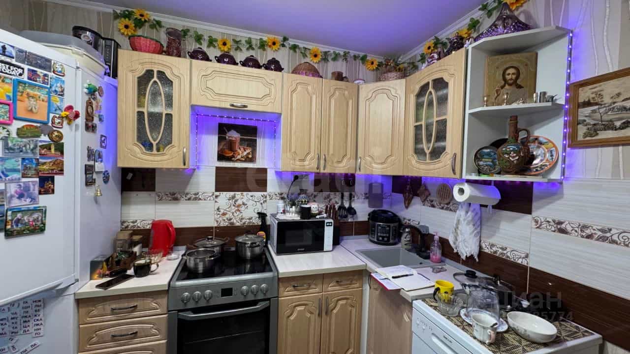Россия, Томск, микрорайон Солнечный, улица Бирюкова, 6