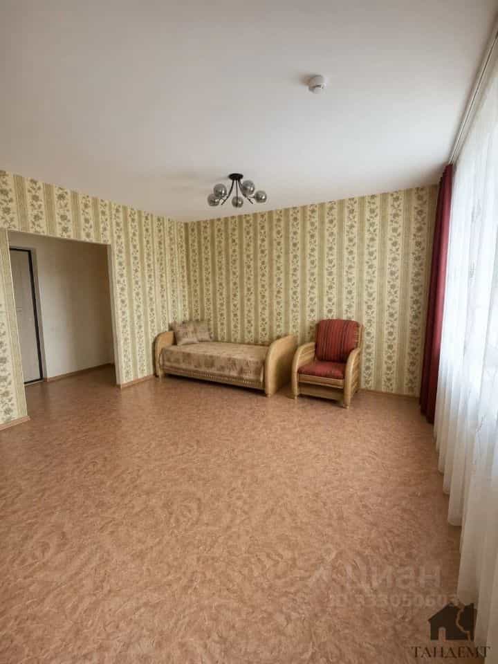 Россия, Омск, улица Бисяриной, 3, фото 4