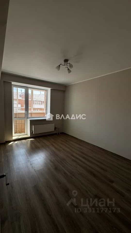 Россия, Республика Бурятия, Улан-Удэ, микрорайон 140А, 10Б, фото 2