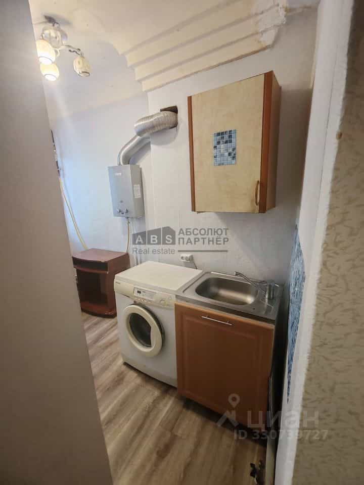 Россия, Великий Новгород, Большая Санкт-Петербургская улица, 83, фото 8