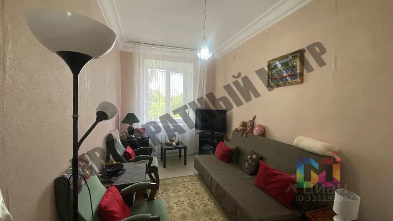 Россия, Республика Калмыкия, Элиста, улица Б. Городовикова, 13, фото 4