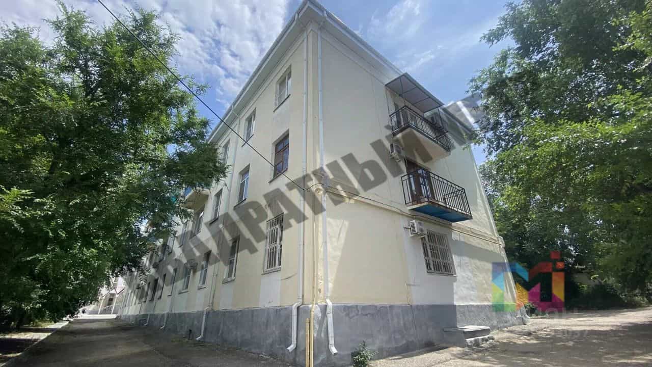 Россия, Республика Калмыкия, Элиста, улица Б. Городовикова, 13, фото 13