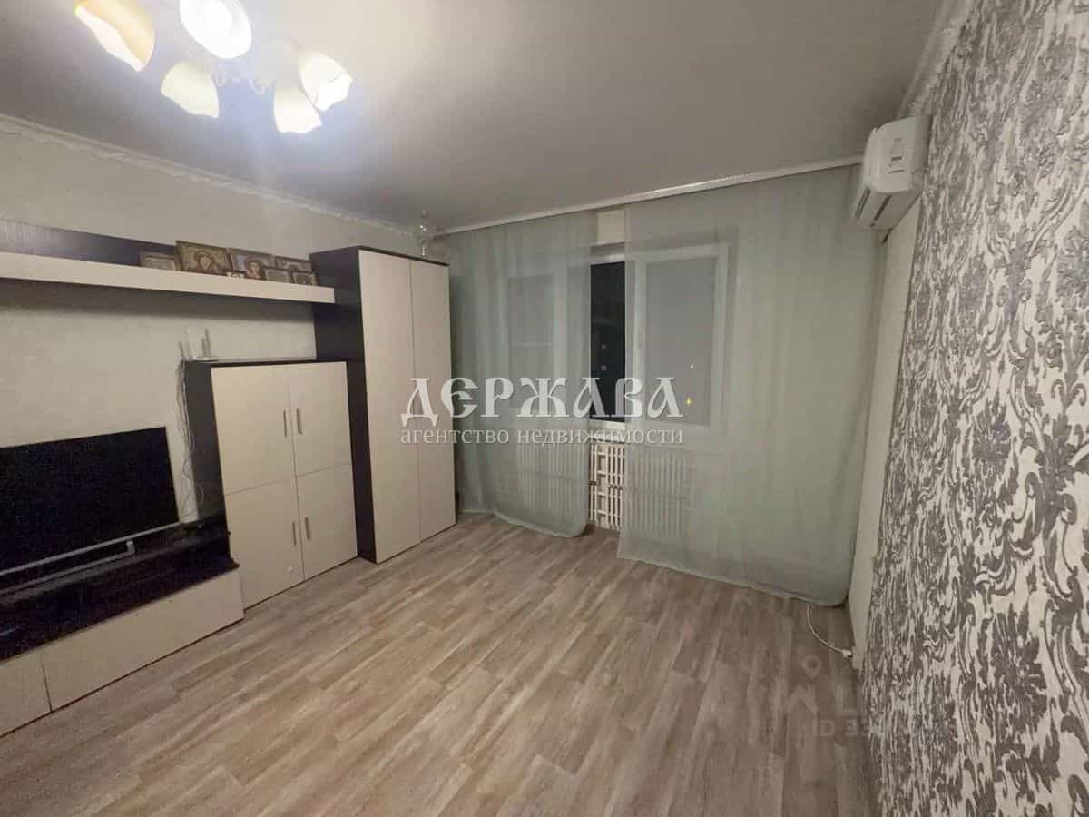 Россия, Белгородская область, Старый Оскол, микрорайон Лесной, 13, фото 12