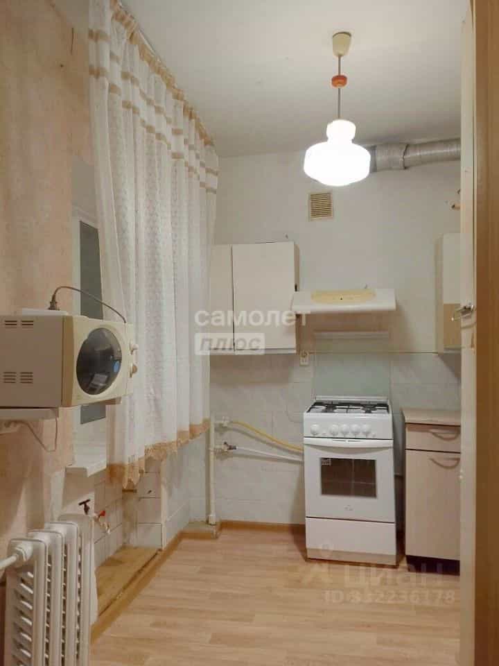 Россия, Республика Калмыкия, Элиста, улица А. Сусеева, 9, фото 8
