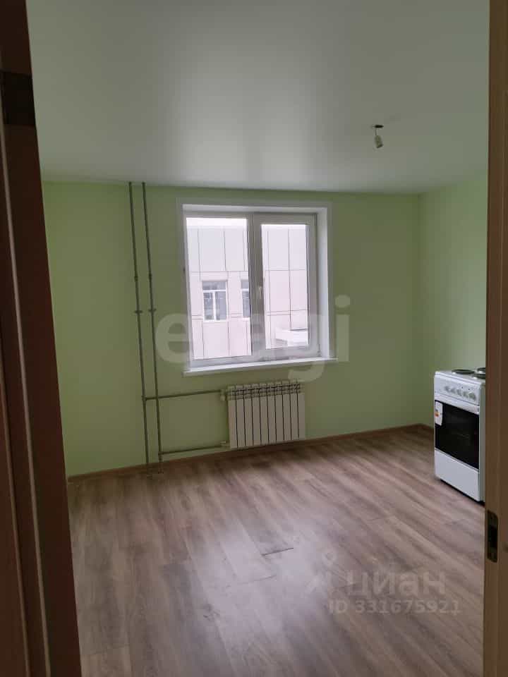 Россия, Псковская область, Остров, улица Калинина, 82А, фото 7