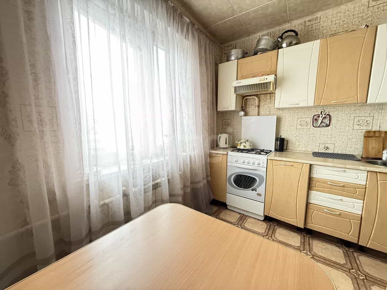 Россия, Республика Татарстан (Татарстан), Казань, проспект Ямашева, 98, фото 5