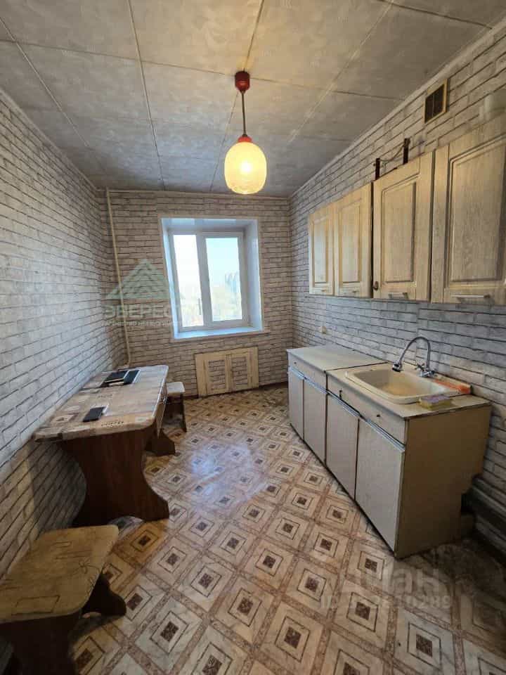 Россия, Республика Хакасия, Абакан, Пирятинская улица, 38, фото 4