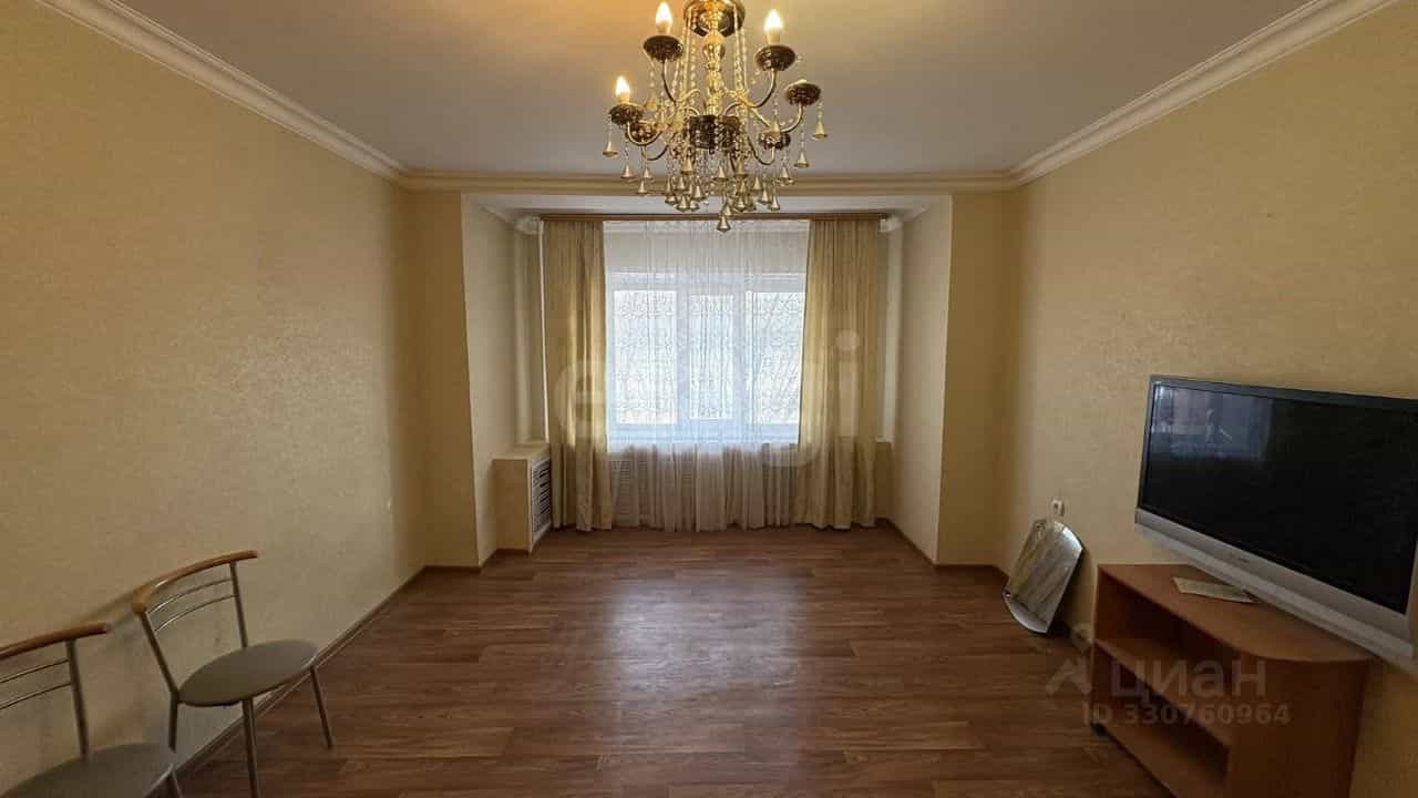 Россия, Ямало-Ненецкий автономный округ, Новый Уренгой, район Северная Жилая Часть, микрорайон Юбилейный, 1/4, фото 13