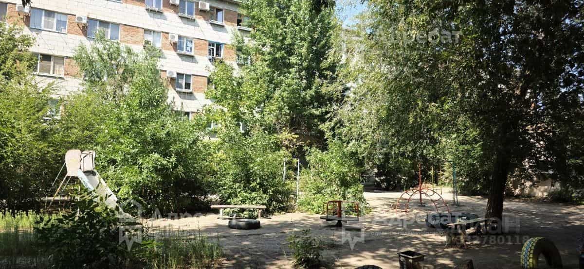 Россия, Волгоградская область, Волжский, улица имени Генерала Карбышева, 56, фото 11