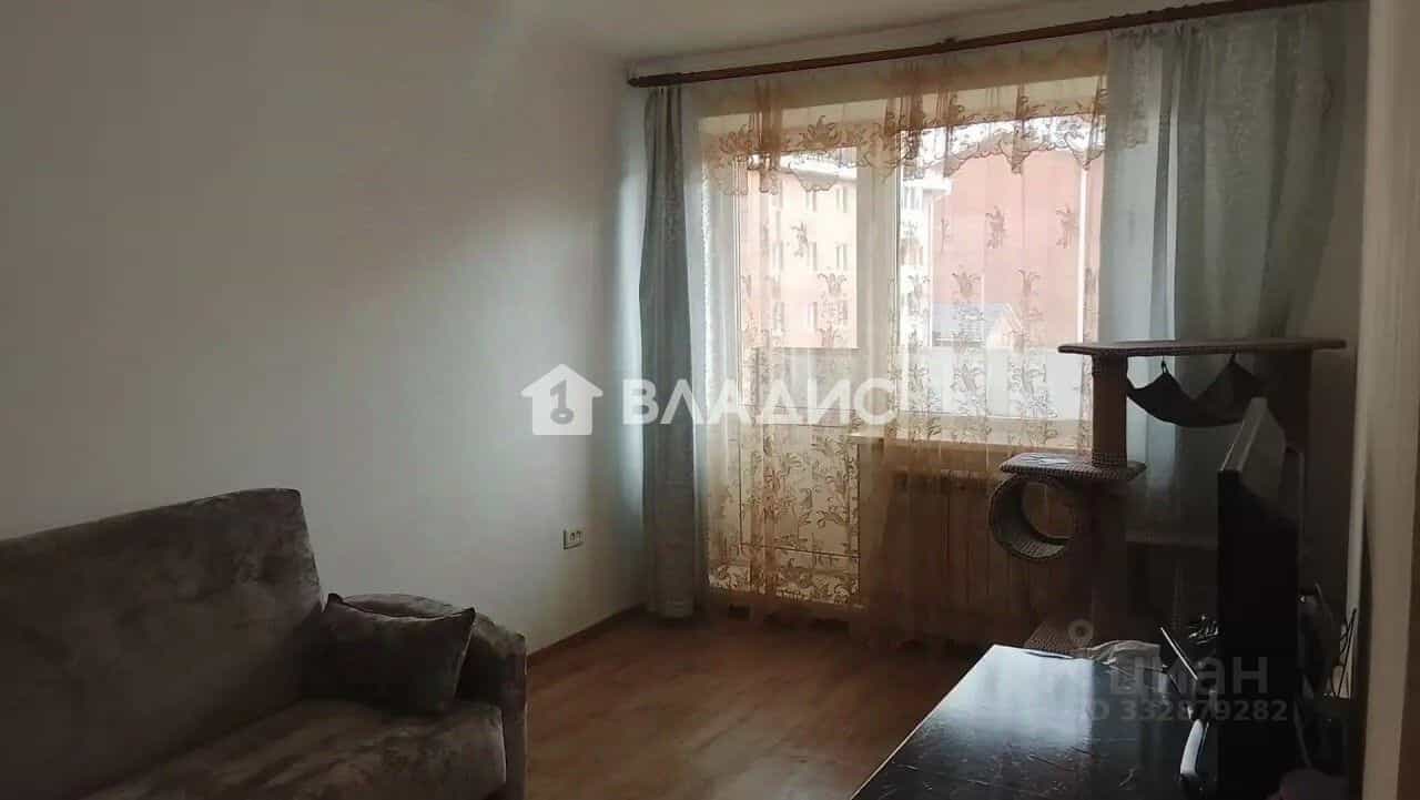 Россия, Республика Бурятия, Улан-Удэ, 113-й микрорайон, 21, фото 2