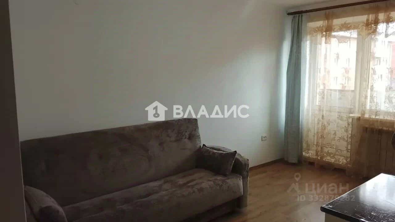 Россия, Республика Бурятия, Улан-Удэ, 113-й микрорайон, 21, фото 3
