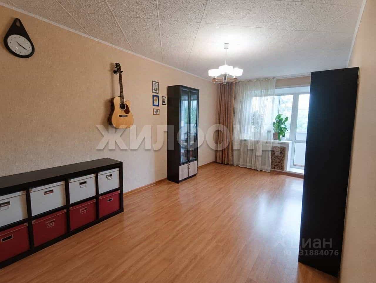 Россия, Алтайский край, Барнаул, улица Энтузиастов, 13