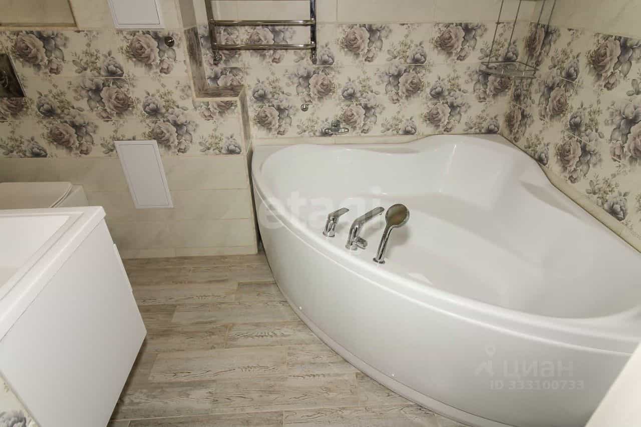 Россия, Тюмень, улица Федюнинского, 60к2, фото 25