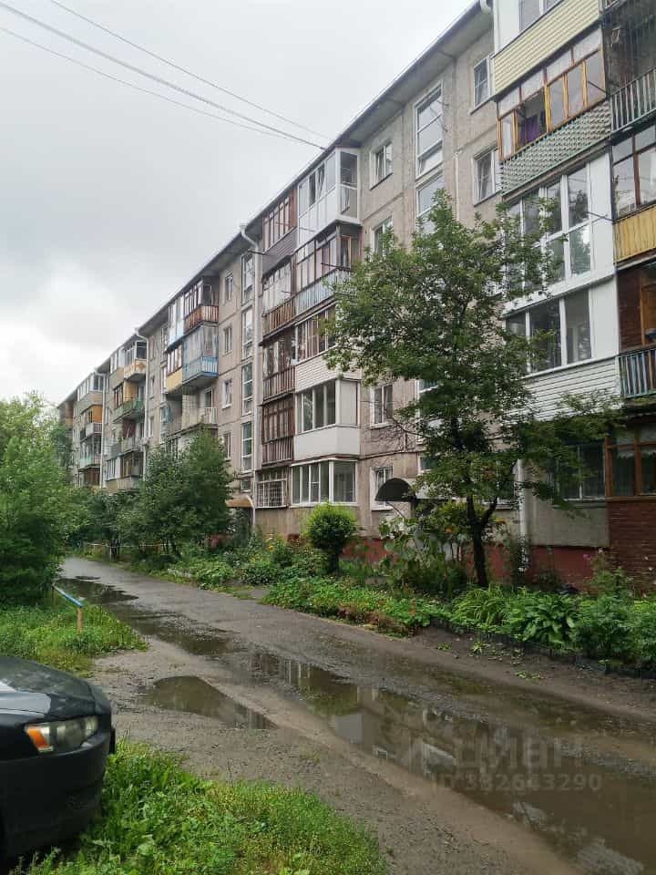 Россия, Омск, улица Ермолаева, 8