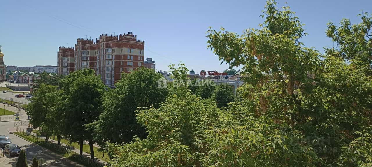 Россия, Республика Марий Эл, Йошкар-Ола, бульвар Чавайна, 32, фото 5