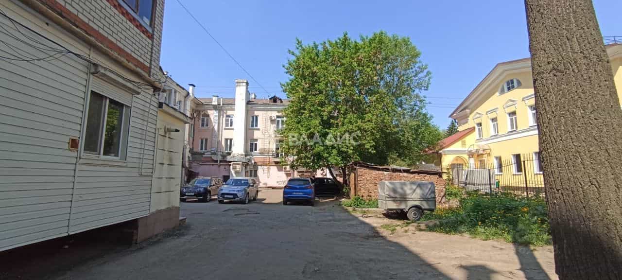 Россия, Республика Марий Эл, Йошкар-Ола, бульвар Чавайна, 32, фото 18
