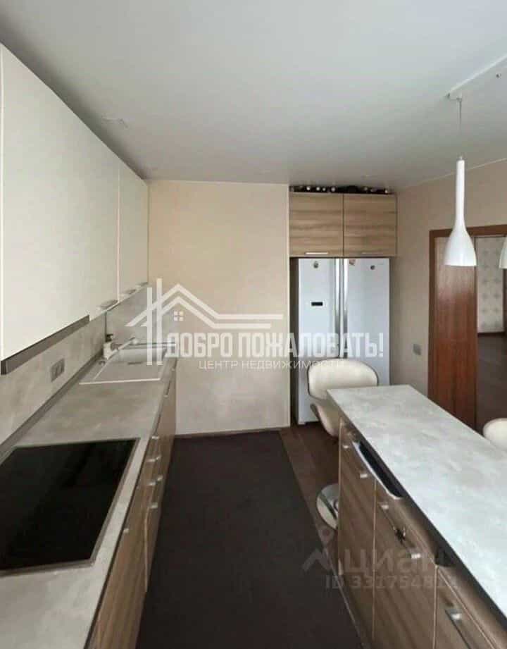 Россия, Республика Хакасия, Абакан, улица Крылова, 106к2, фото 5