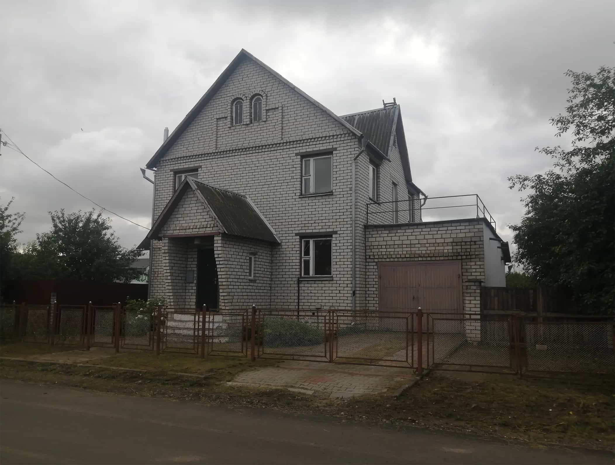 Беларусь, Могилёвская область, Шклов, улица Якуба Коласа, 77
