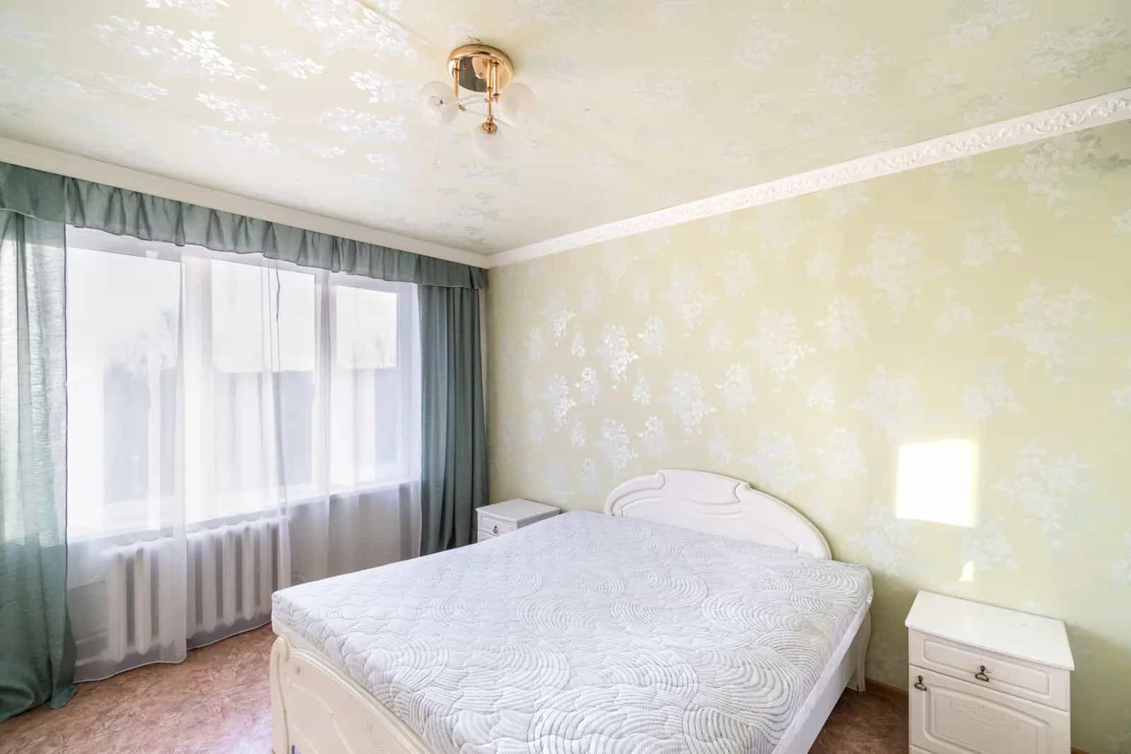 Беларусь, Минская область, Вилейка, улица Гагарина, 19, фото 16