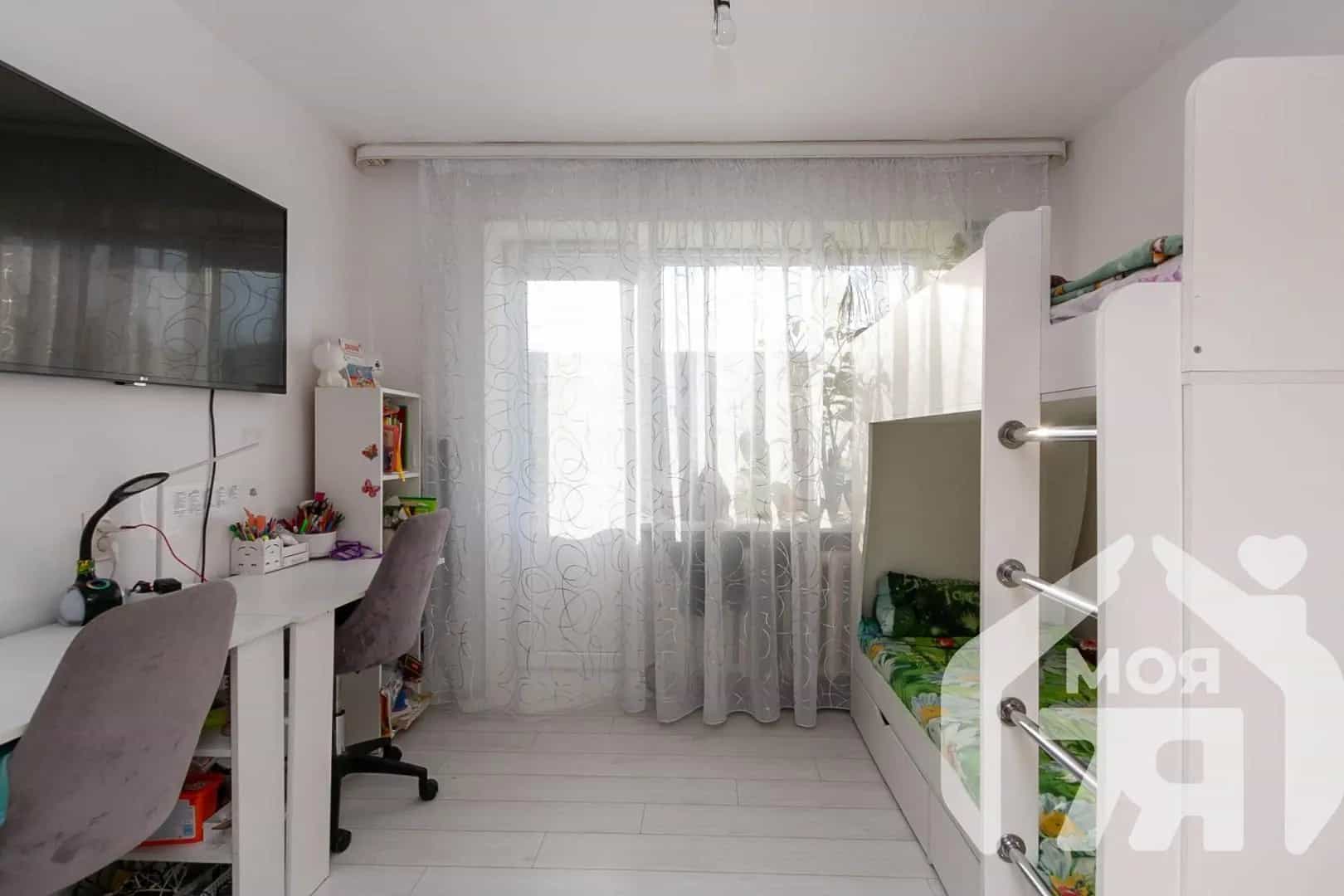 Беларусь, Минская область, Молодечно, улица Космонавтов, 1А, фото 10