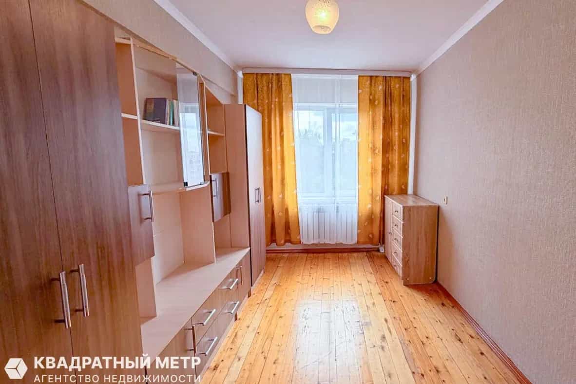 Беларусь, Минский район, городской посёлок Мачулищи, Гвардейская улица, 16, фото 3