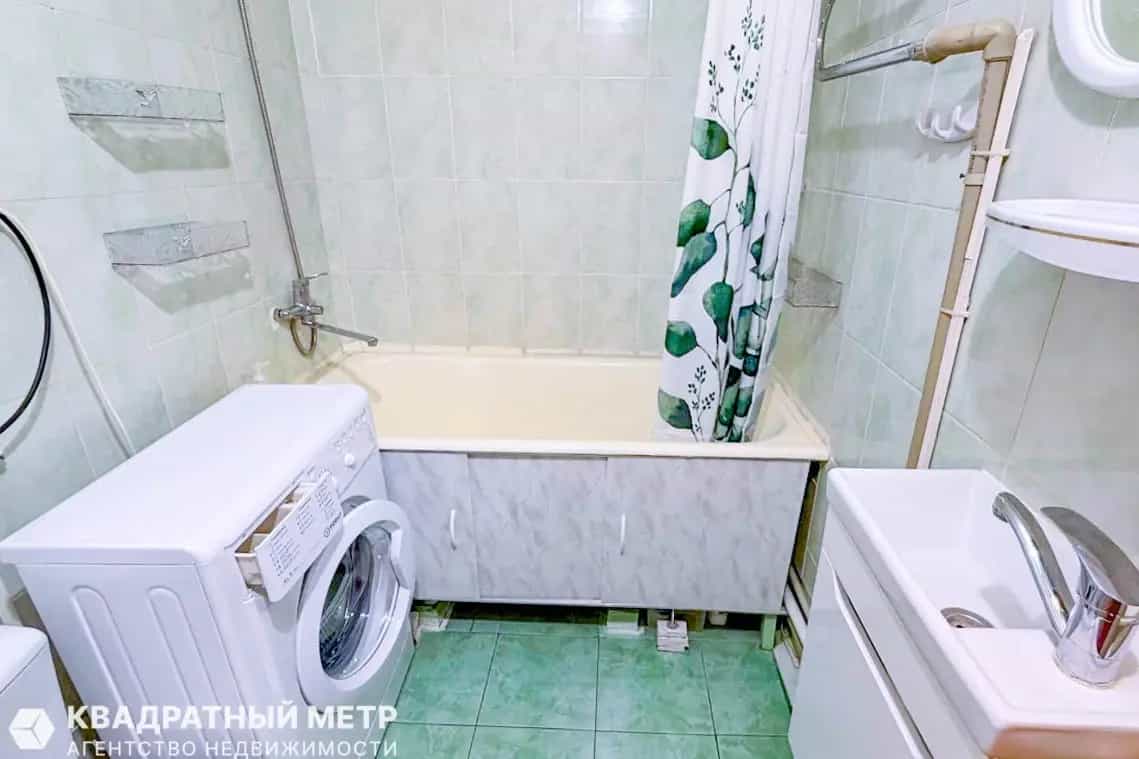 Беларусь, Минский район, городской посёлок Мачулищи, Гвардейская улица, 16, фото 10