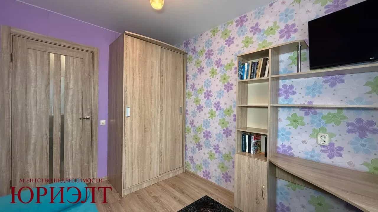 Беларусь, Минская область, Борисов, проспект Революции, 33, фото 9