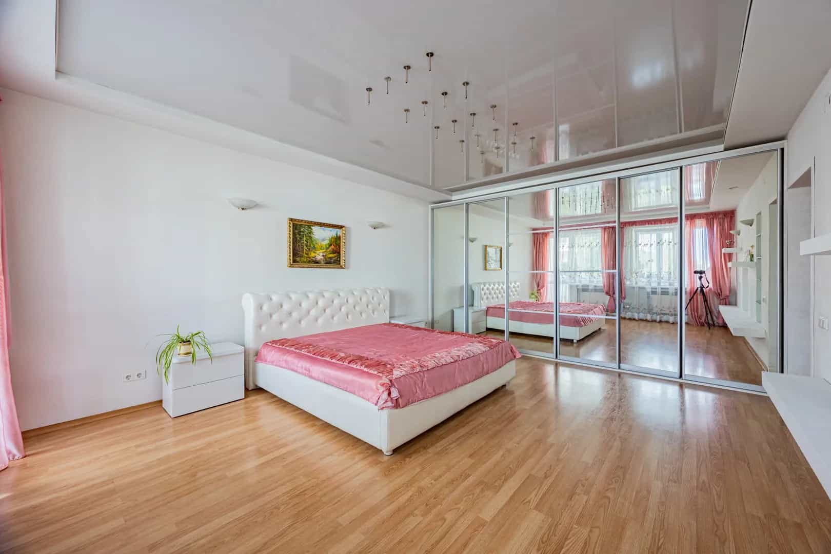 Беларусь, Минск, Логойский тракт, 19к4